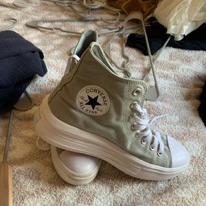 Women’s Platform Converse